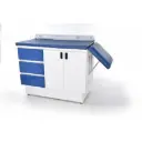 Mesa de exploracion pediátrica con gabinete Clase G