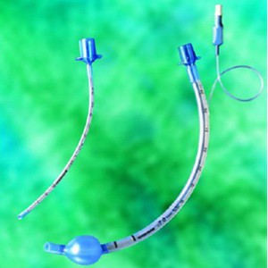 Tubo endotraqueal con alma de acero curvado con globo 9.0mm paq. c/5