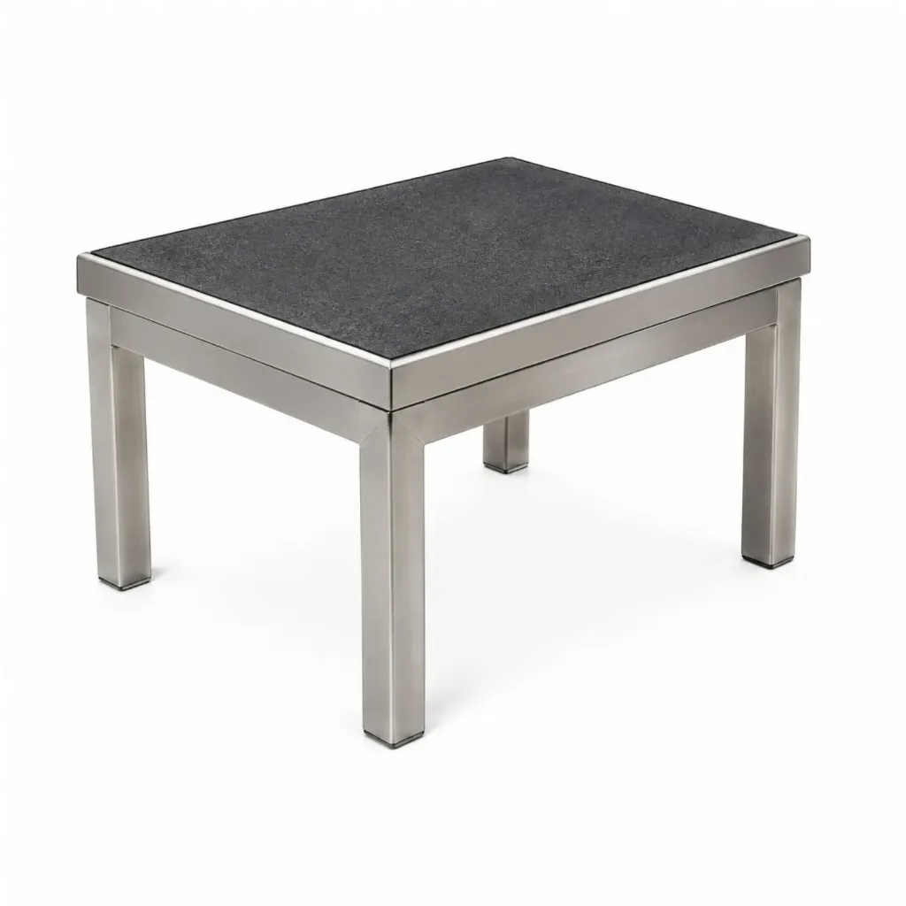 Banqueta de altura de acero inoxidable de un peldaño