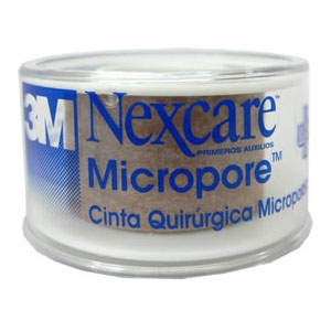 Cinta microporosa de 1" Micropore™ color piel. Medida: 2.5cm x 9.14m caja c/12 rollos